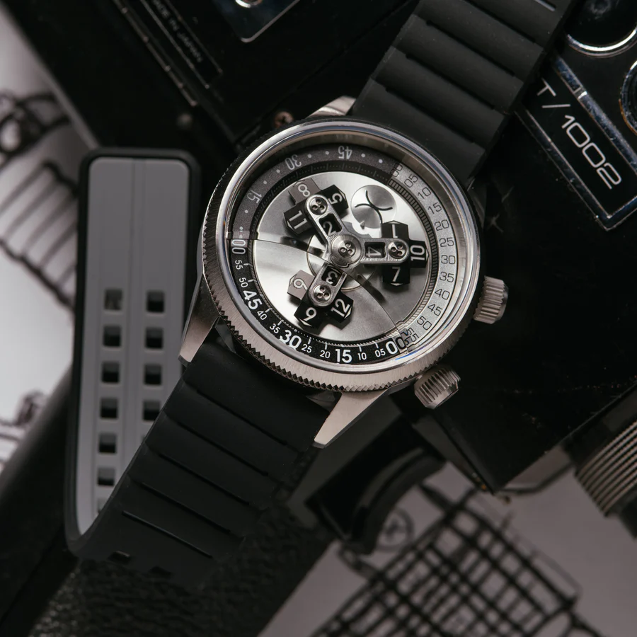 Vendetta II Automatic Wandering Hour Silver Black thumbnail 2