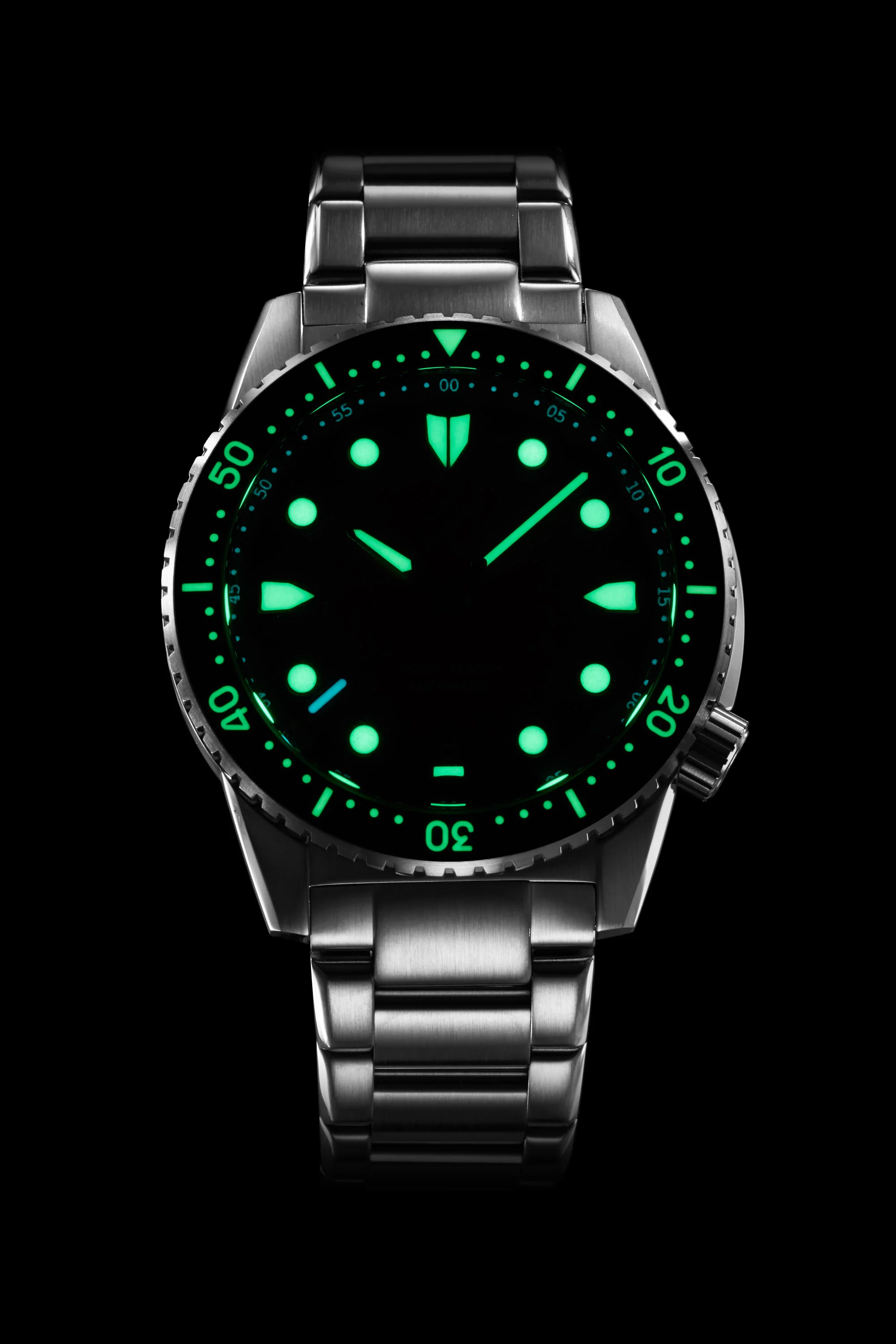 Mako 300m Diver 'Raindrop Carbon' thumbnail 2